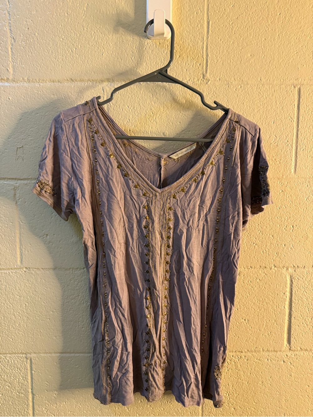 Soft Surroundings Lavender Embellished V-Neck Short Sleeve Top